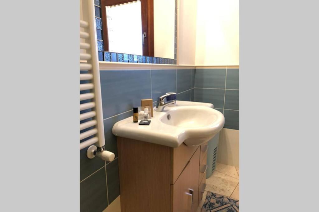 ポルト・サン・パーオロ Casa Di Maria - La Pinetaヴィラ エクステリア 写真
