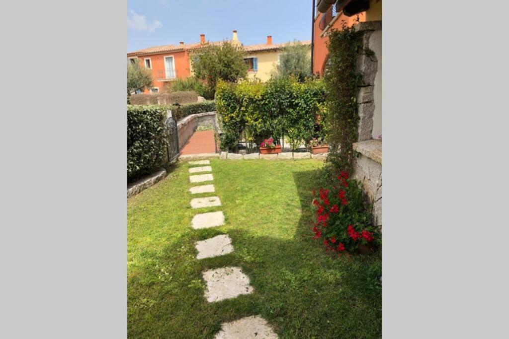 ポルト・サン・パーオロ Casa Di Maria - La Pinetaヴィラ エクステリア 写真